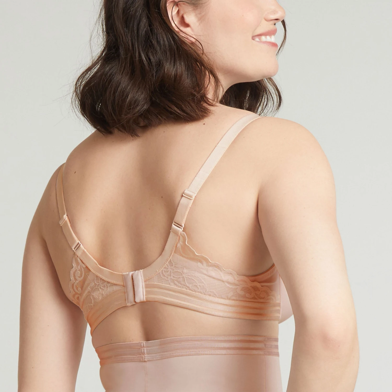 Soutien-gorge Emboîtant Avec Armatures Beige Rosé Just Perfect 4 Soutien-gorge Emboîtant Avec Armatures Beige Rosé Just Perfect – Image 2