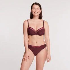 Soutien-gorge Emboîtant Avec Armatures Cassis Sydney Pure 9 Soutien-gorge Emboîtant Avec Armatures Cassis Sydney Pure -Bestform Lingerie BL14563 08B WEB 3